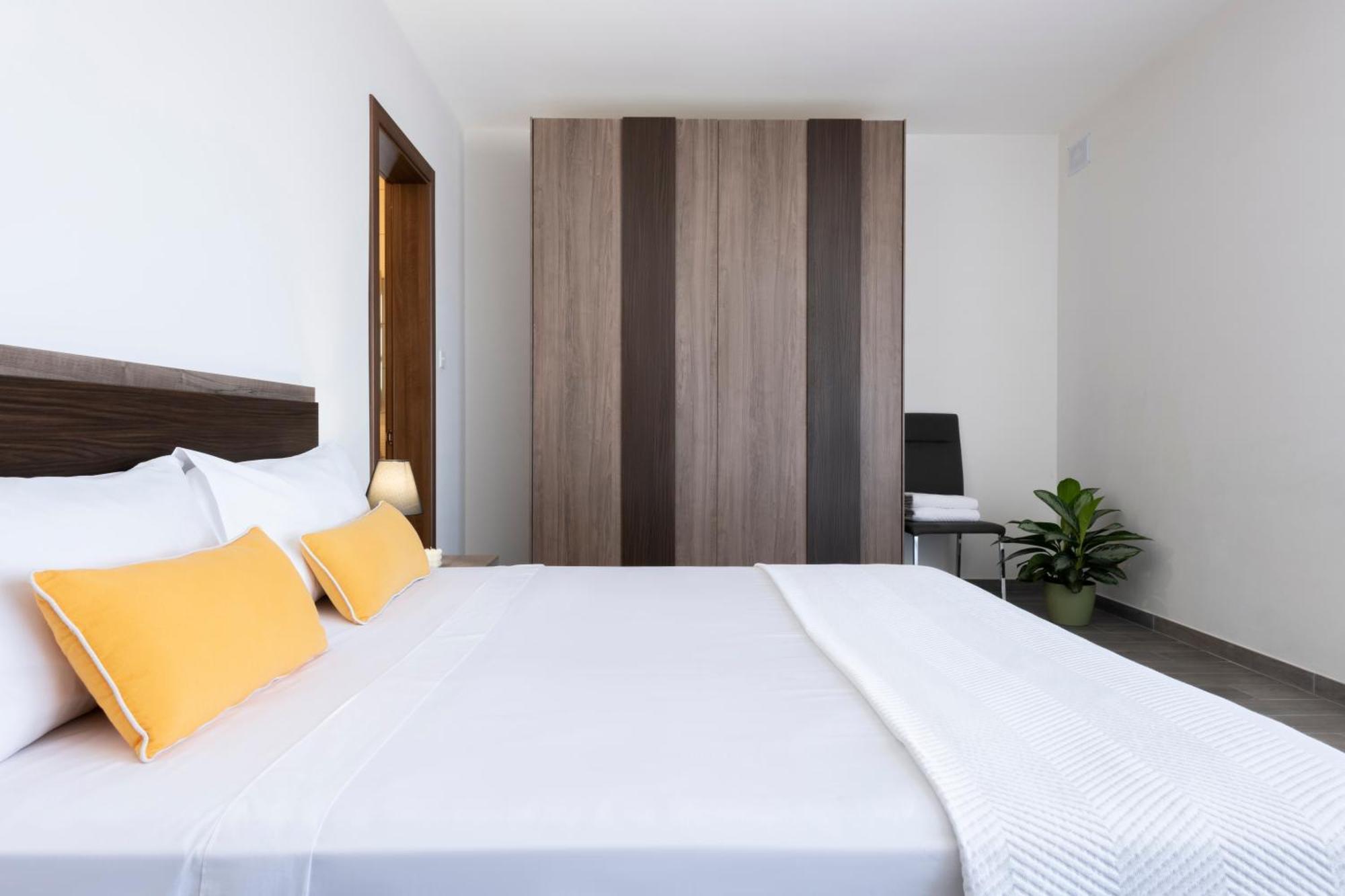 StayMela Apartments - Kappara Extérieur photo